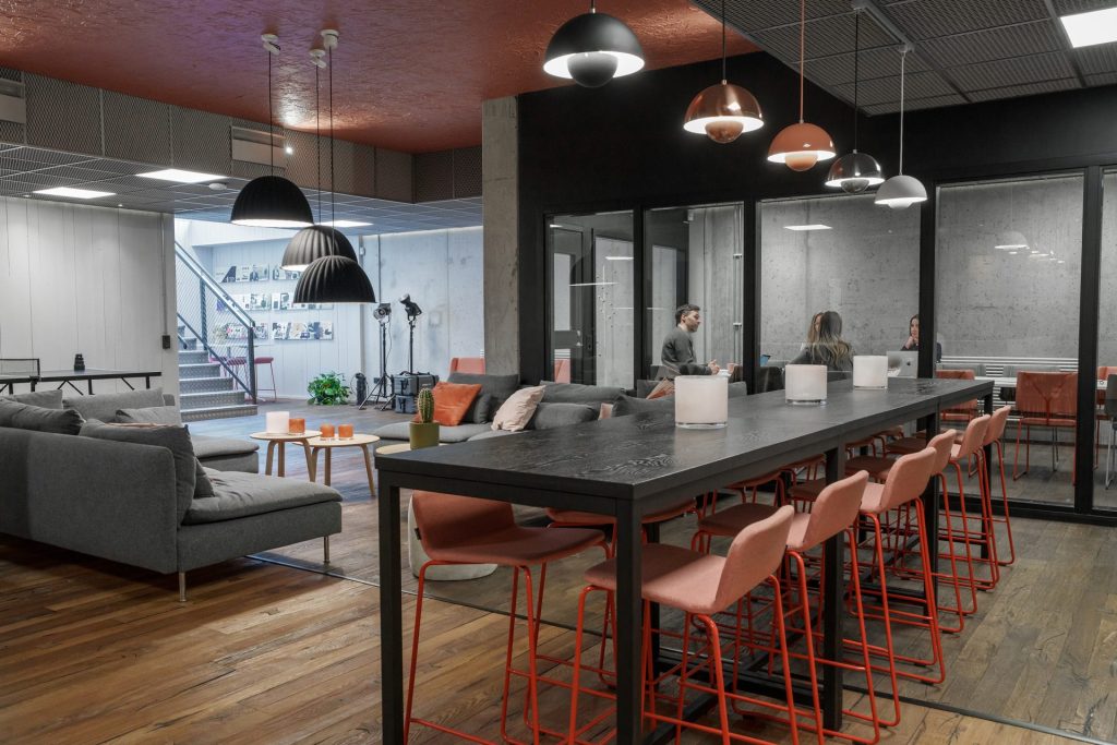 Från restaurang till reklambyrå – Yours hittade hem i ny Galärenlokal